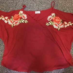 Red flower top